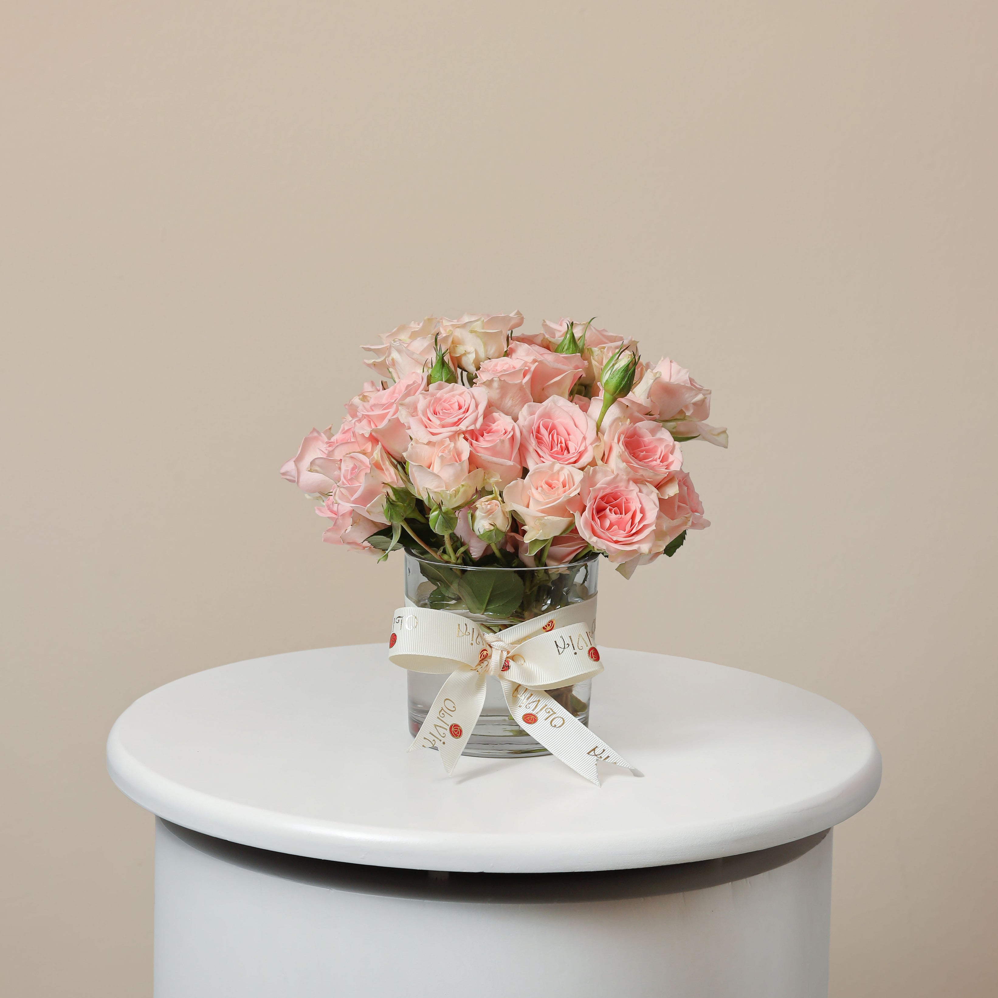 Vase Baby Roses